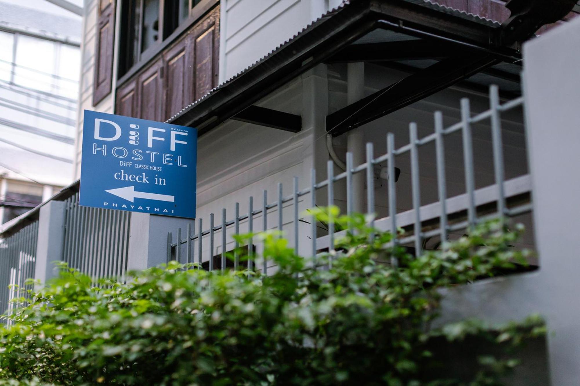 Diff Hostel Bangkok Esterno foto