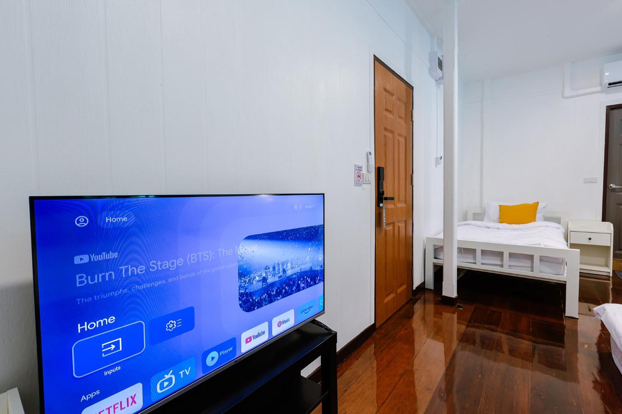 Diff Hostel Bangkok Esterno foto