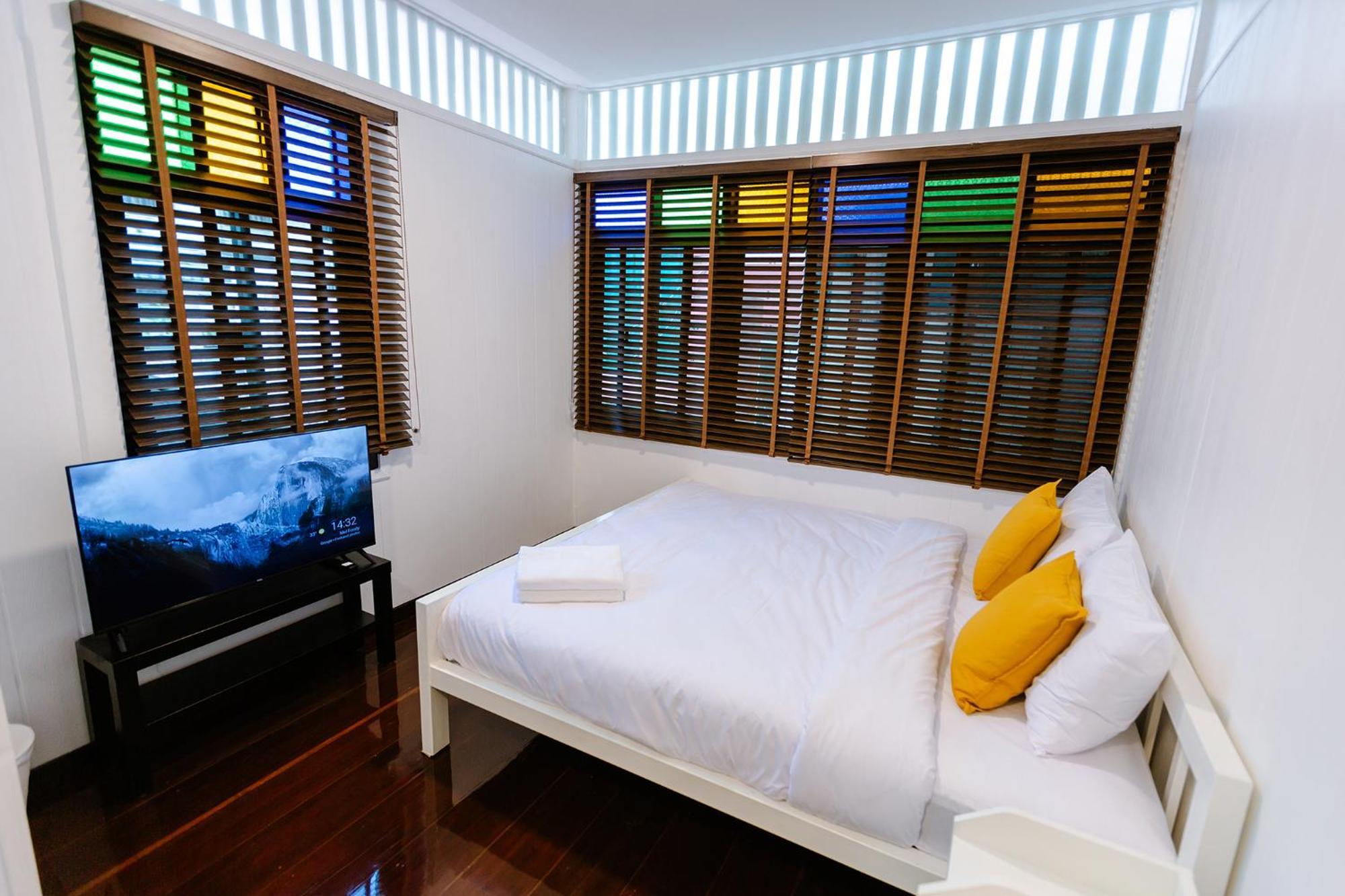 Diff Hostel Bangkok Esterno foto